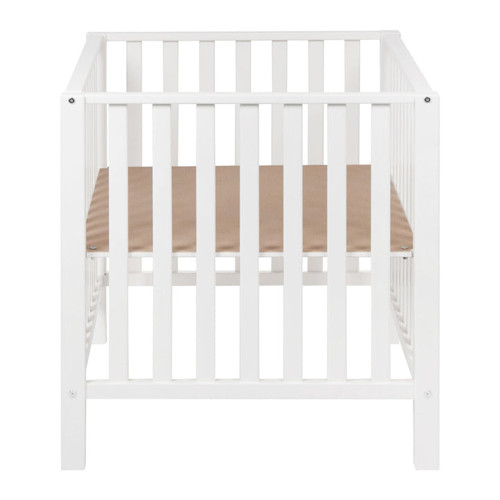 Quax Park Mila White, elegante en veilige babybox van MDF en beukenhout, verstelbaar in drie hoogtes.