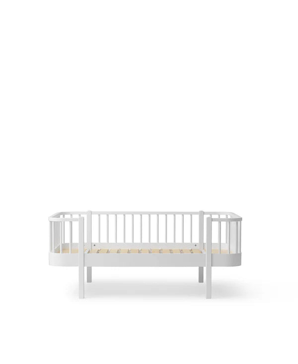 Junior Bed 90 x 160 cm Wood Day White