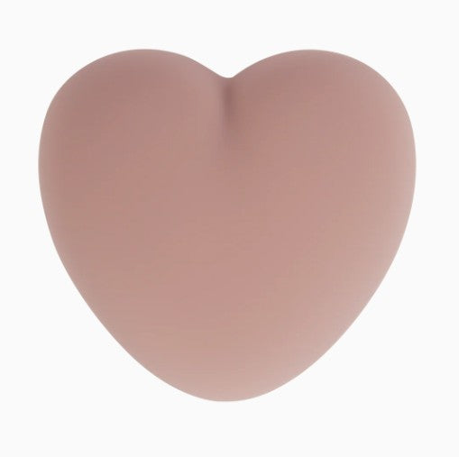 Flow Amsterdam Ruby voedingslampje in dusty pink op babykamerplank