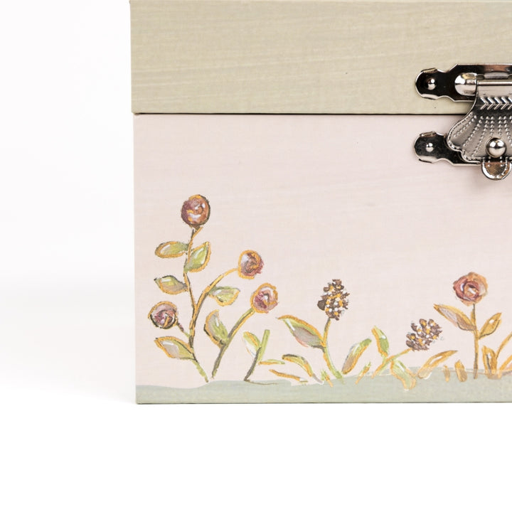 Egmont Toys muzikale sieradendoos 4 Seizoenen met dansende beer en spiegeltje