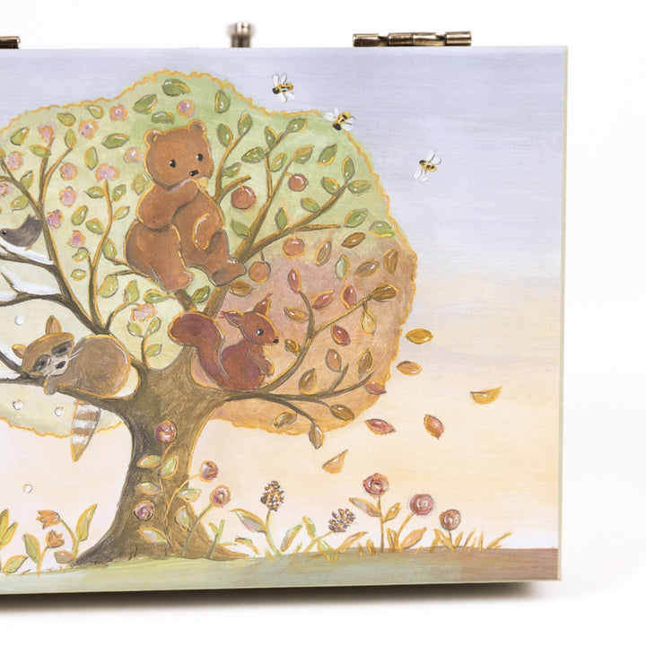 Egmont Toys muzikale sieradendoos 4 Seizoenen met dansende beer en spiegeltje