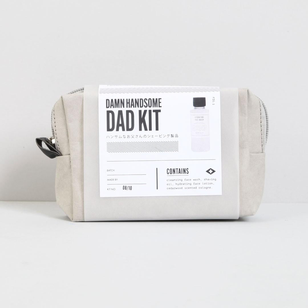 Men's Society 'Damn Handsome Dad Kit', een luxe verzorgingsset inclusief face wash, scheerolie, gezichtslotion en cologne