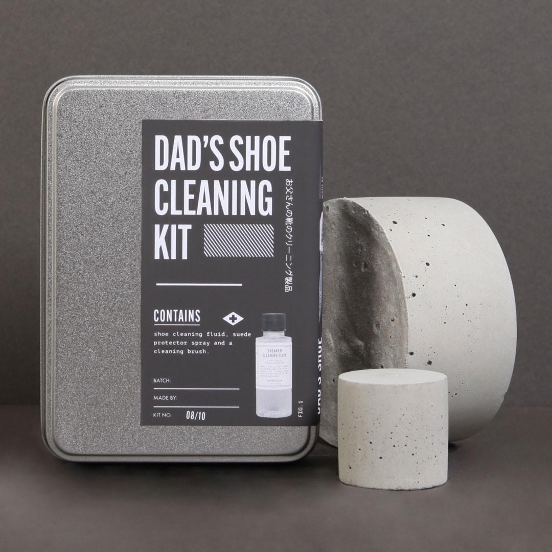 Men's Society 'Kit Schoenen Poetsen Dad', een complete set met schoenreinigingsvloeistof, suède verzorgingsproduct en borstel