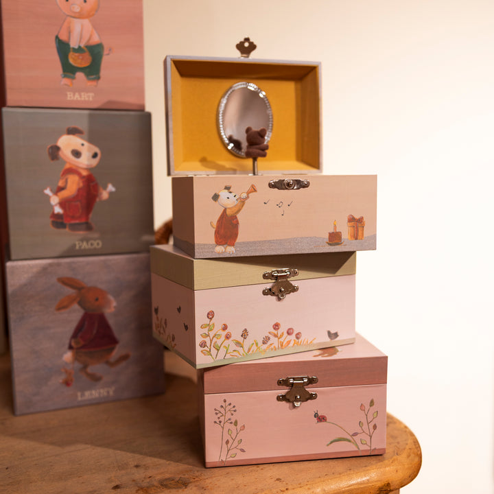 Egmont Toys - Muzikale Juwelendoos Vrienden | Dansende Beer