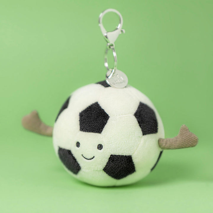 Jellycat sleutelhanger Amuseables Sports Football Charm, zacht pluche voetbal met metalen clip