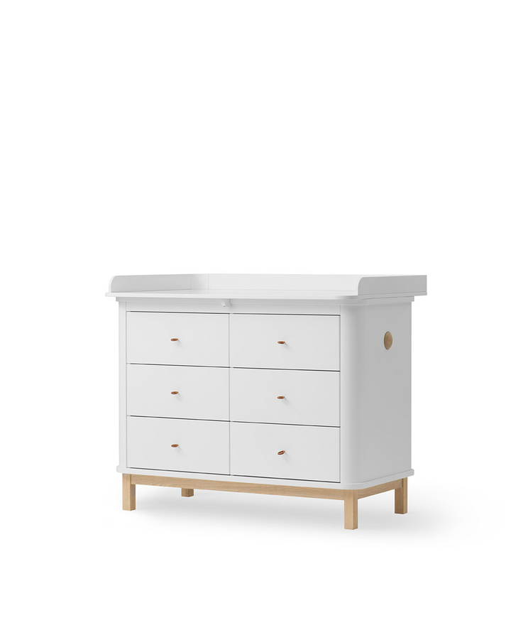 Oliver Furniture Wood Commode 6 Laden in wit eiken, ideaal voor de kinderkamer, met soft close lades en afgeronde haken.