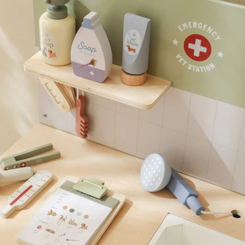 Little Dutch - Houten Dierenartspraktijk