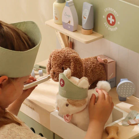 Little Dutch - Houten Dierenartspraktijk