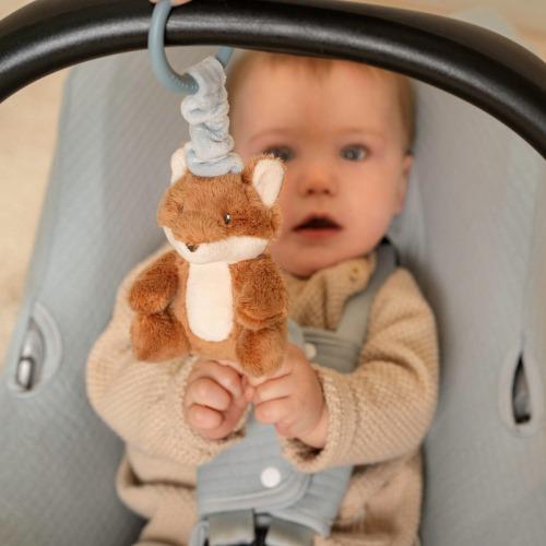 Little Dutch trilfiguur vos geschikt voor autostoel, box en kinderwagen.