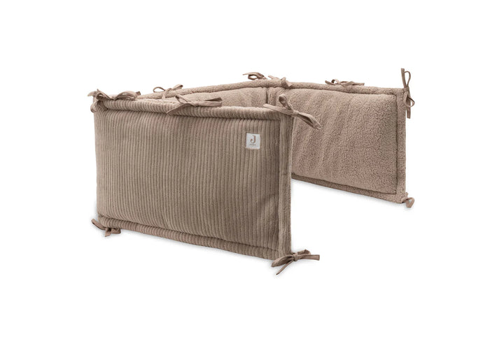 Jollein parkomrander Cloudy Rib Milky Coffee dubbelzijdig met rib en teddy