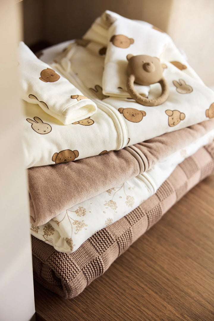 Jollein slaapzak 60cm Velvet Milky Coffee met afritsbare mouwen