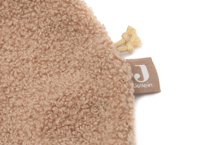 Jollein fopspeendoekje Diego Dog van ribstof in Biscuit met bouclé details