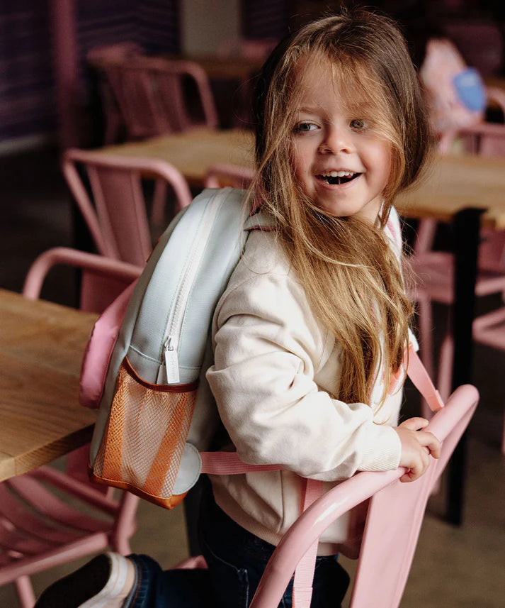 Hello Hossy Mini rugzak Water Green met kleurrijke details en verstelbare banden