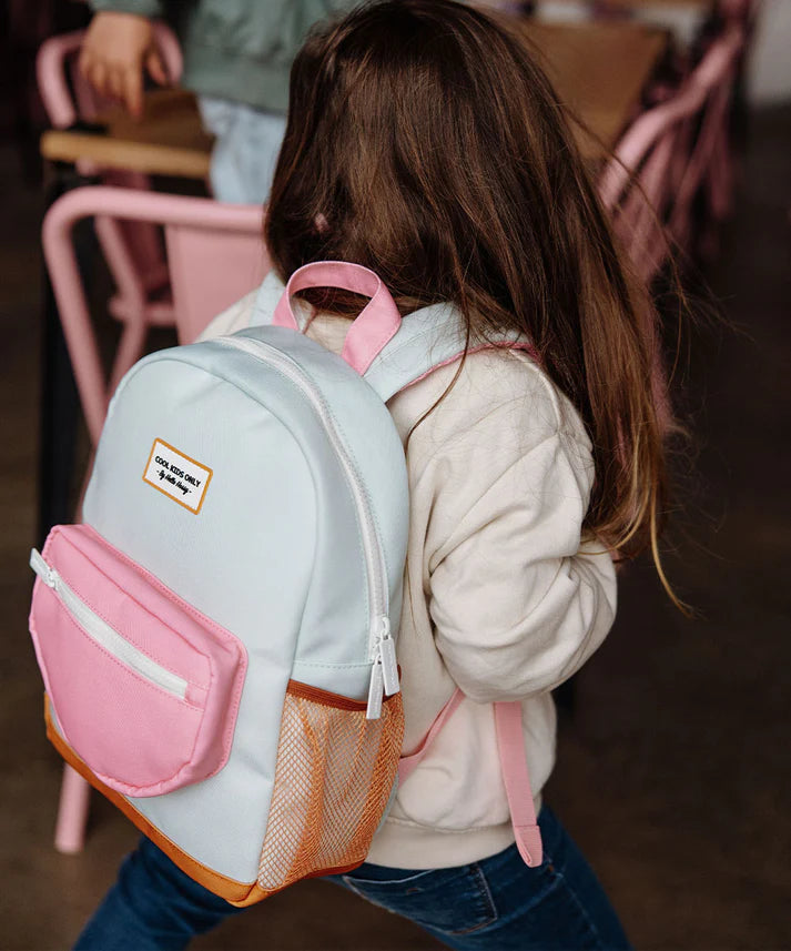 Hello Hossy Mini rugzak Water Green met kleurrijke details en verstelbare banden