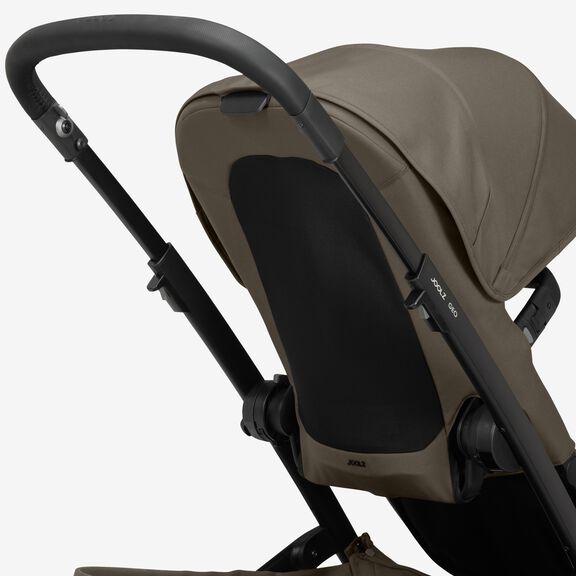 Joolz Geo3 kinderwagen in Special Hazel Brown met XL wielen en grote boodschappenmand.