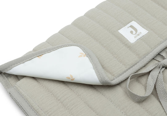 Jollein verzorgingsmatje hydrofiel Olive Green met opbergvakken en striksluiting