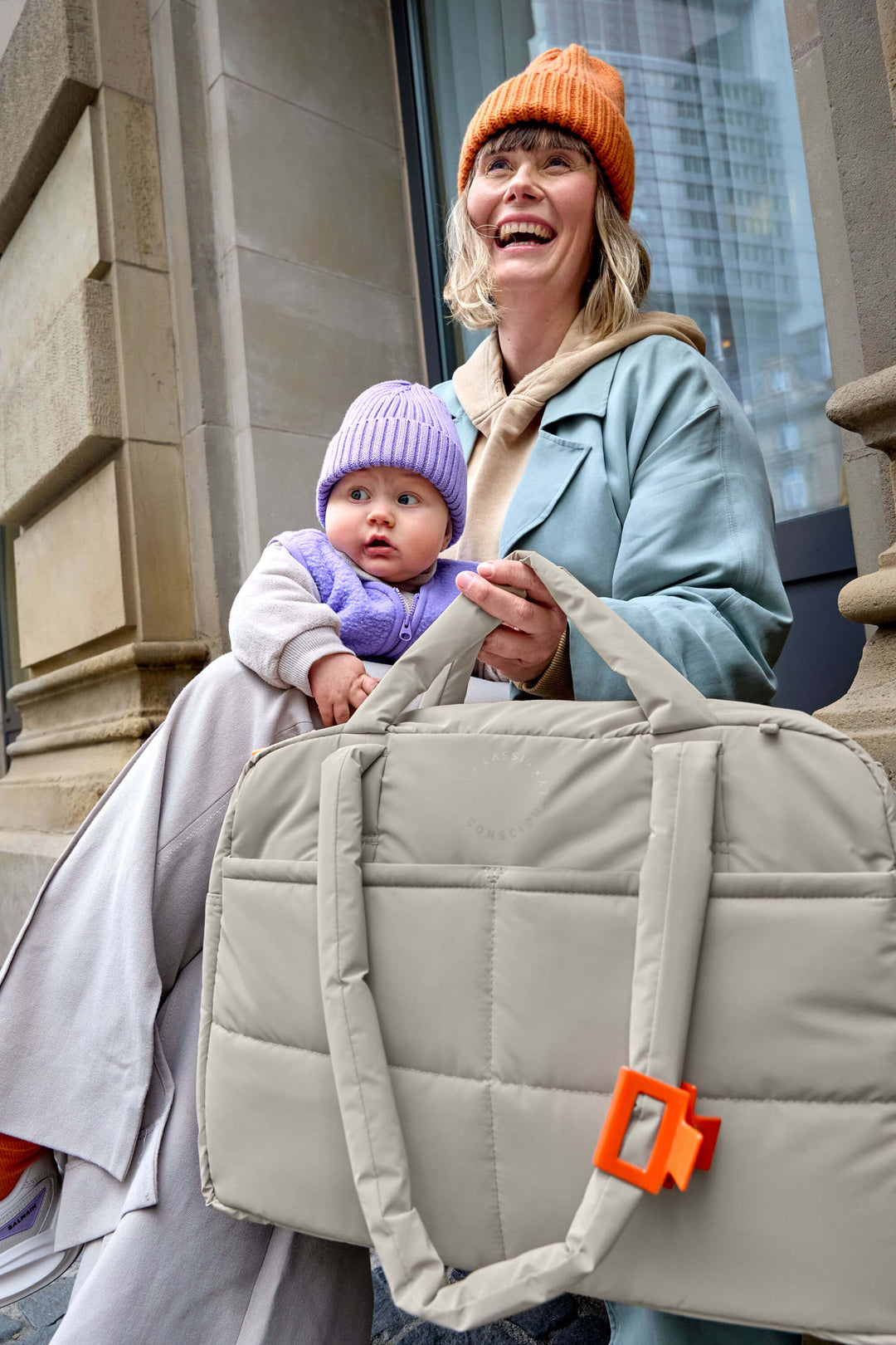 Beige Lässig verzorgingstas met laptopvak en kinderwagenbevestiging