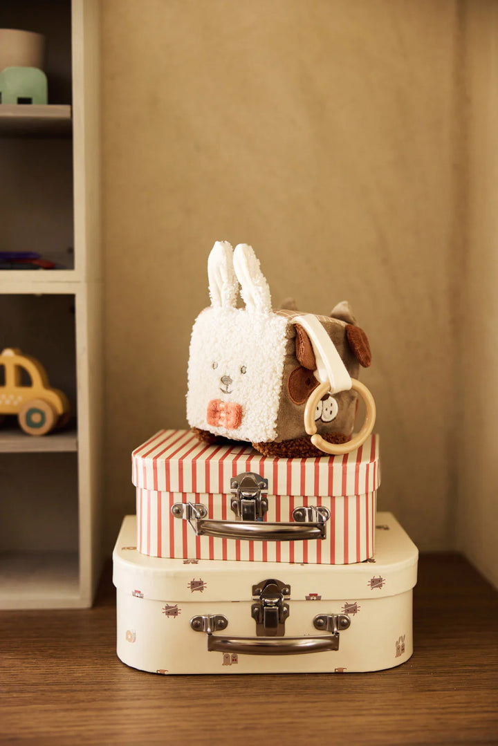 Jollein activiteitenkubus Animal Friends met dieren, rammelaar en knisperstof