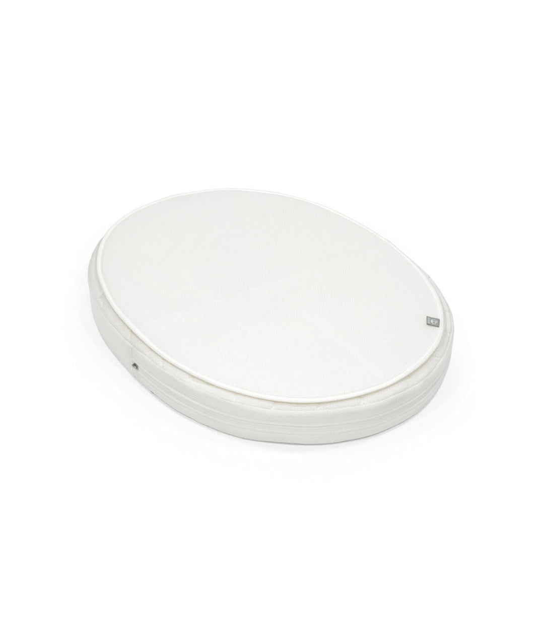 Stokke Sleepi Mini V3 matrasbeschermer in wit, waterdicht en ademend, speciaal ontworpen voor de Sleepi Mini matras