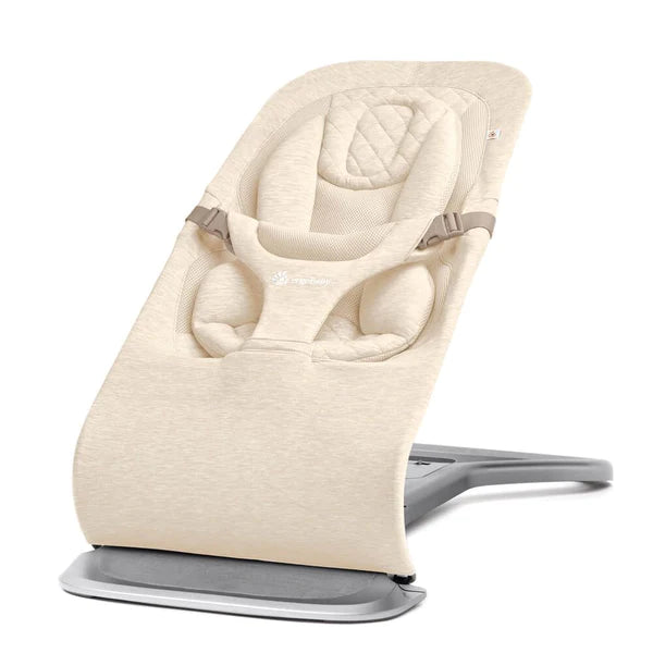 Ergobaby Relax Evolve wipstoeltje in Cream met ergonomische ondersteuning