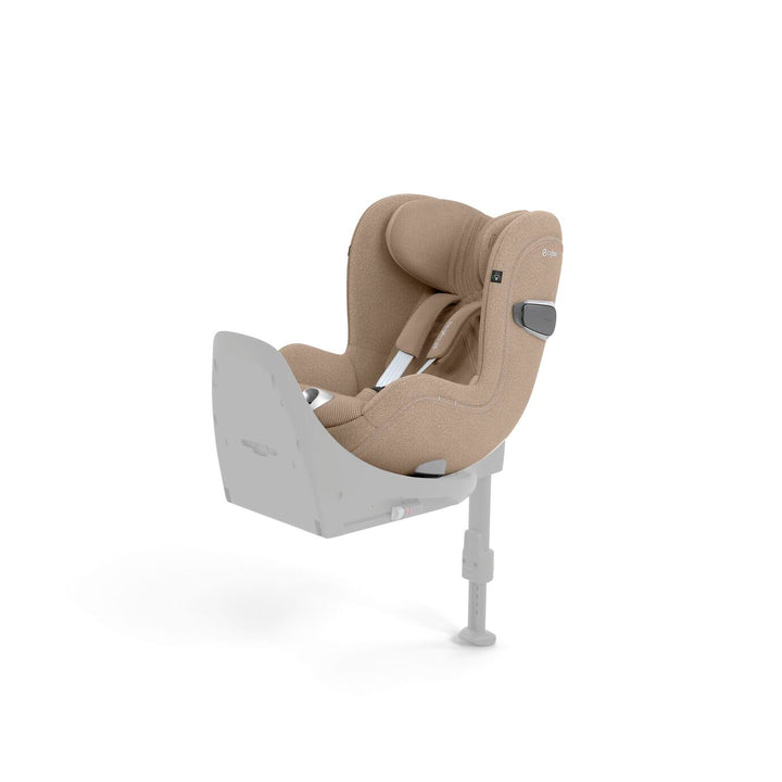 Cybex Sirona T i-Size Plus autostoel in Cozy Beige, uitgerust met 360° rotatie en geavanceerde veiligheidsvoorzieningen