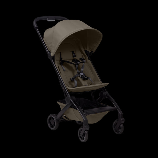 Joolz Aer+ buggy in Special Hazel Brown lichtgewicht en compact.