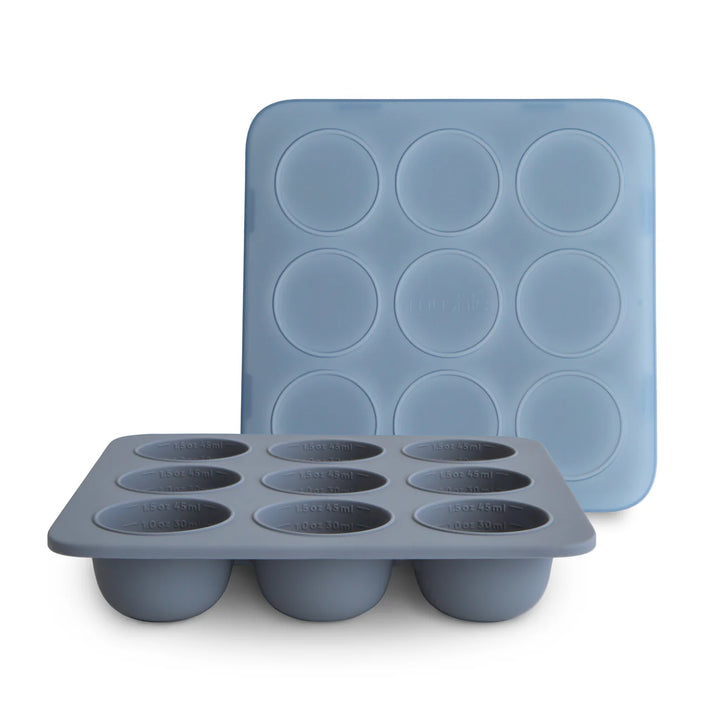 Mushie Diepvriesbakje Freezer Tray in Tradewinds met 9 cups.