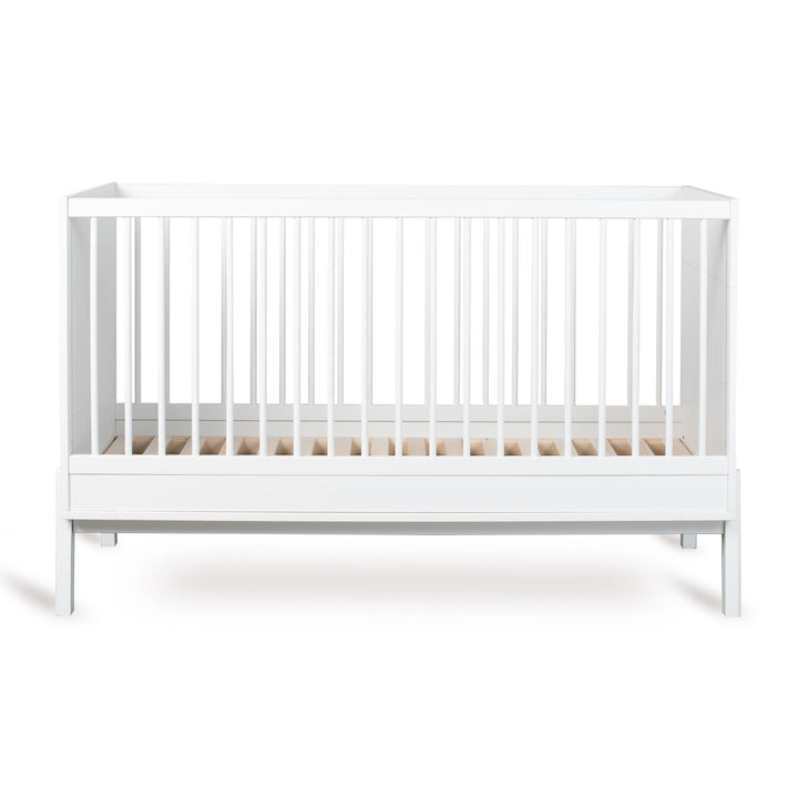 Quax Ashi Bed 70x140 cm in Cream, verstelbare bodem en omvormbaar tot junior bed, ideaal voor groei en zelfstandigheid