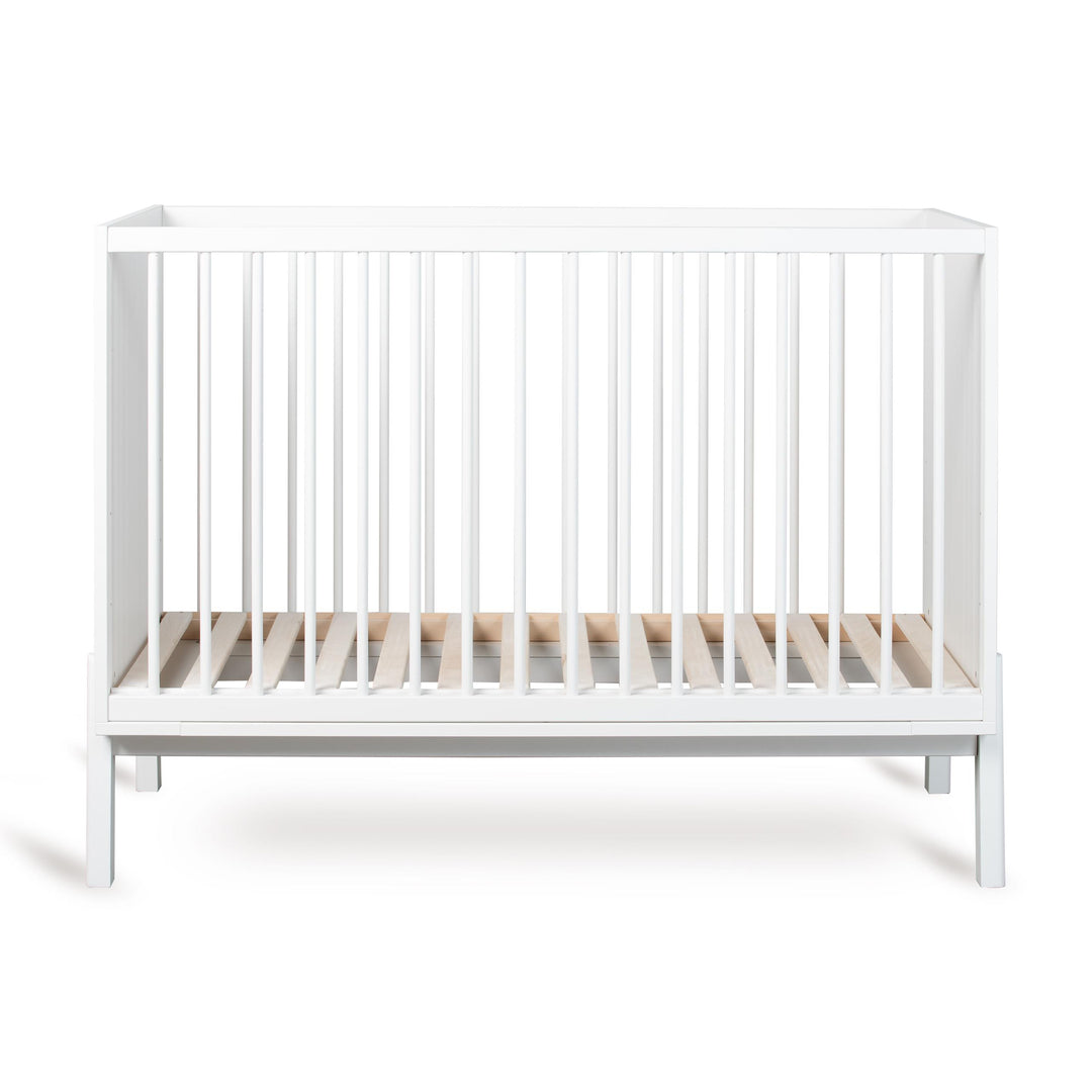 Quax Ashi Bed in Cream, maat 60x120 cm, met verstelbare bodem en stijlvolle minimalistische design