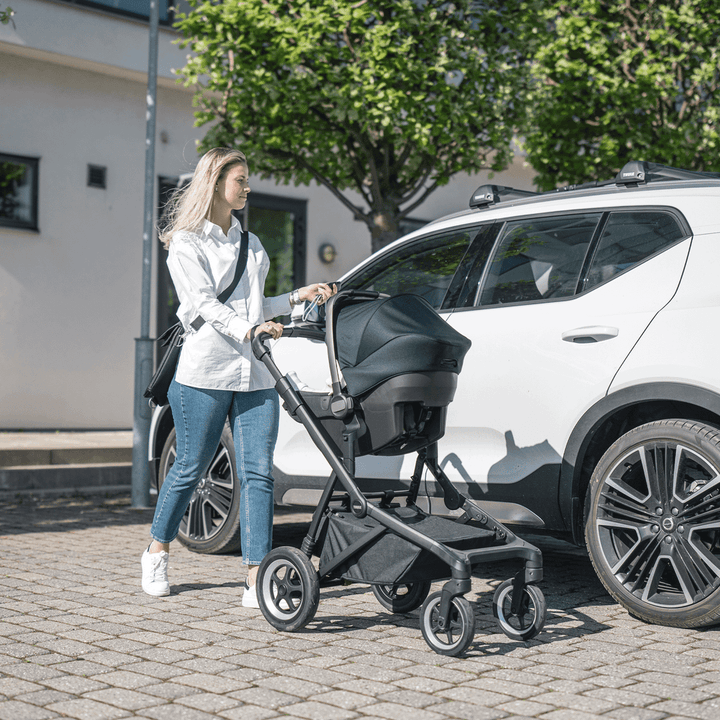 Thule Sleek autostoel adapter voor gemakkelijke installatie op kinderwagen