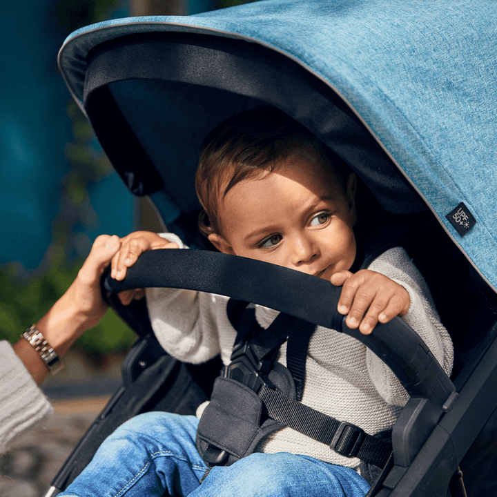 Thule Spring Bumper Bar - Black, comfortabele en veilige gripstang voor kinderwagen