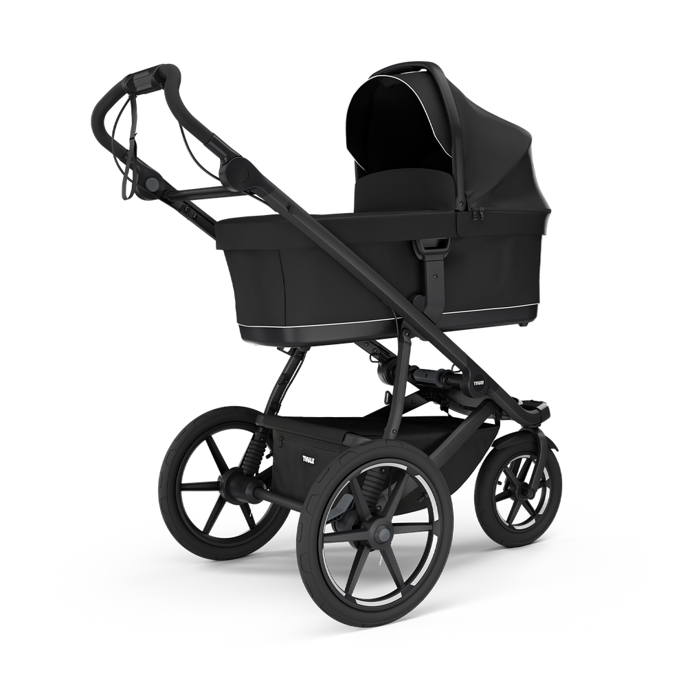 Thule Urban Glide 3 buggy in zwart met grote wielen en comfortabele zitje