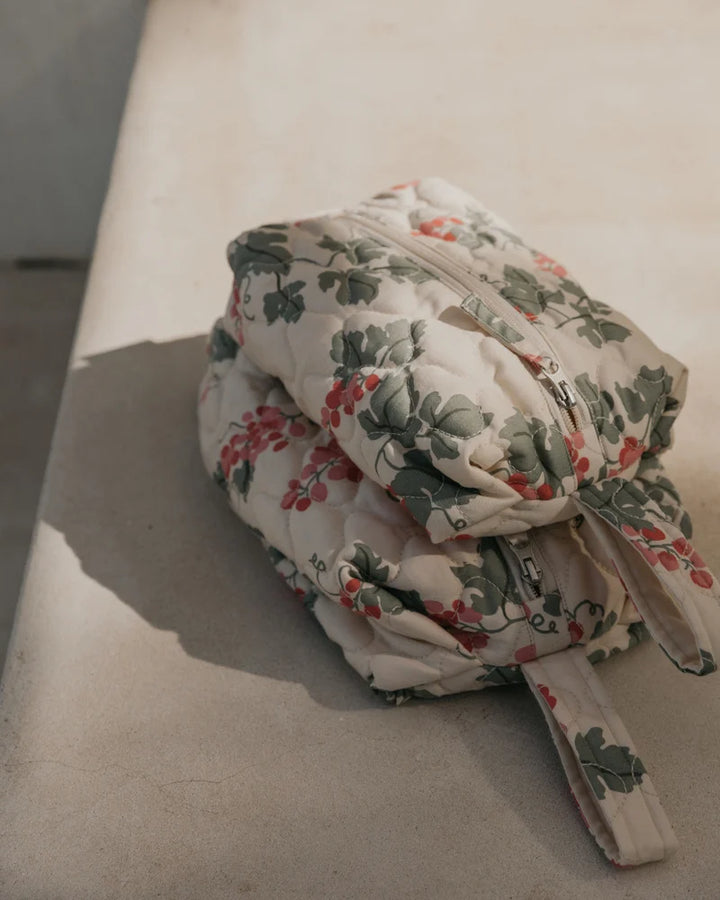 Garbo & Friends - Toilettas Small Satin Quilted | Grapes Pink