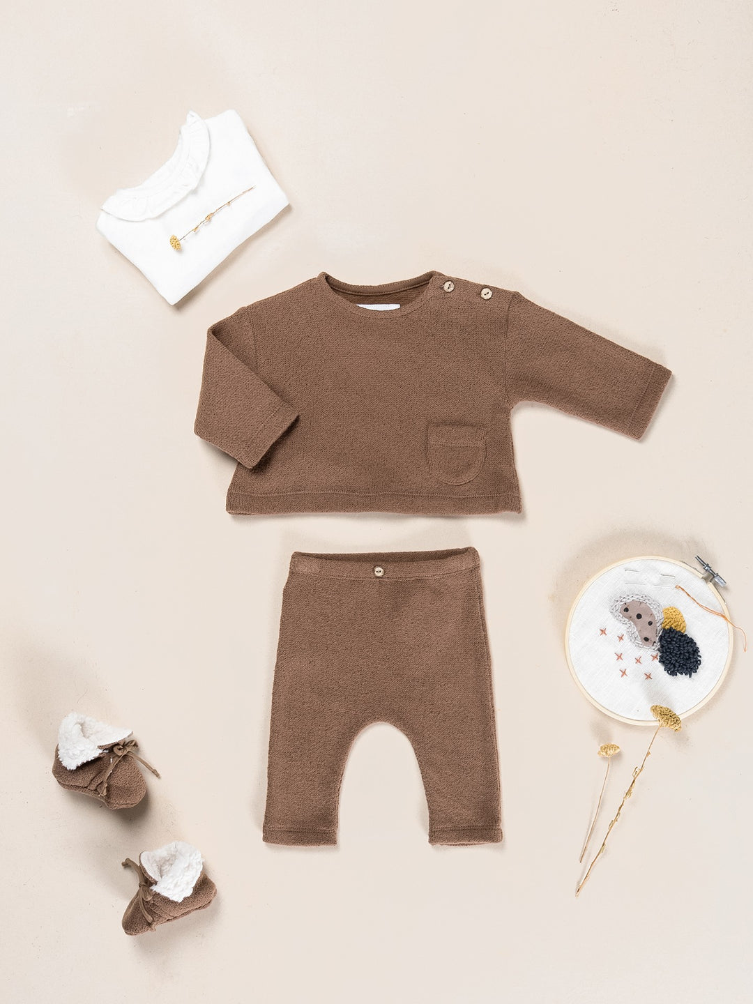 Play Up - Jersey Sweater Tufting