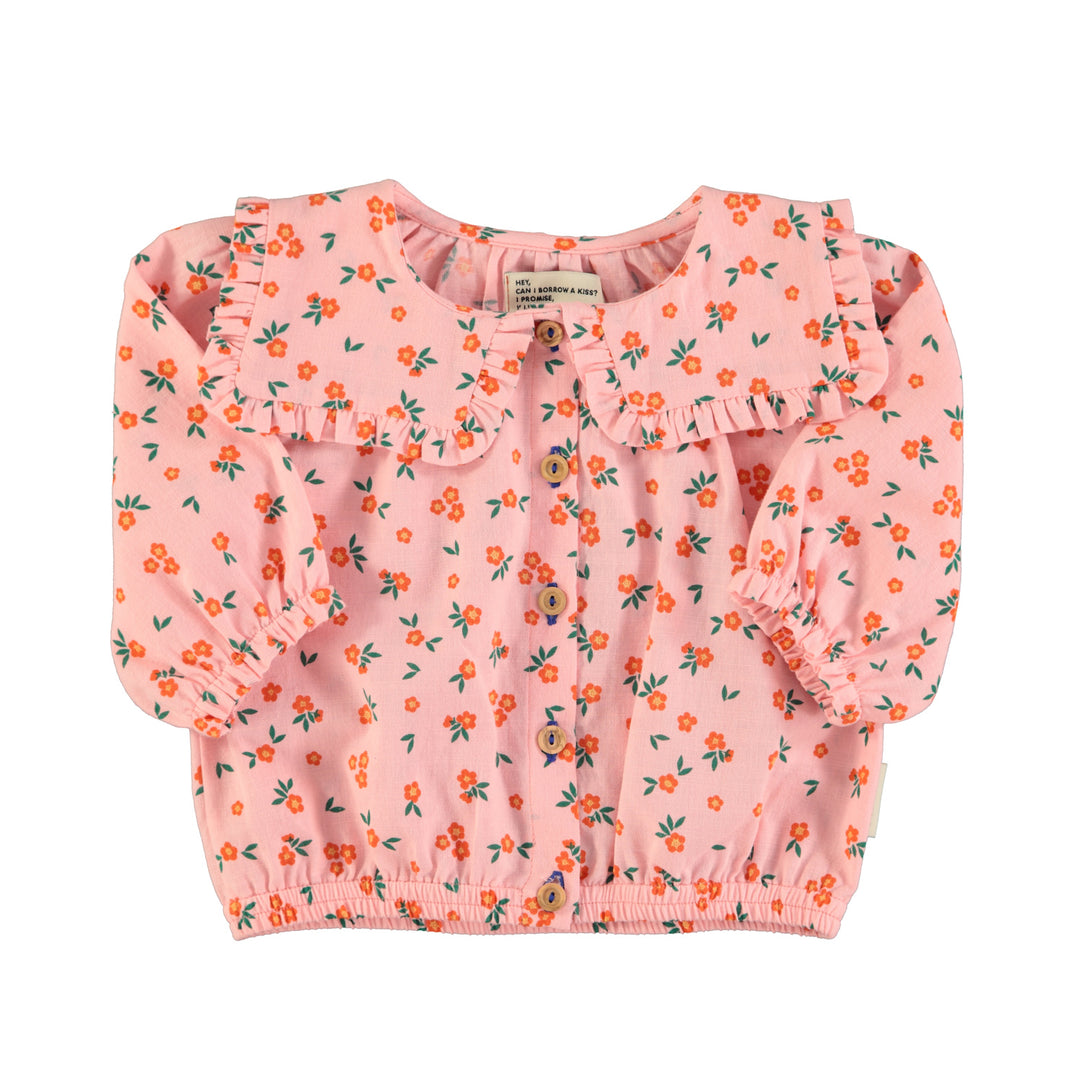 Roze blouse van Piupiuchick met bloemenprint, sailor kraag en houten knopen