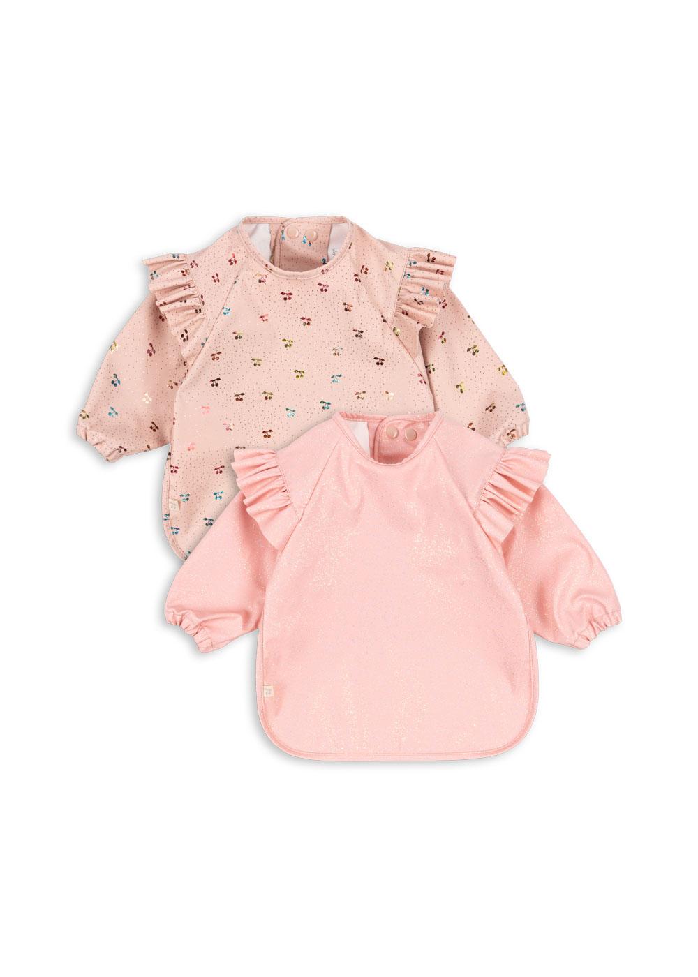 Set van 2 mouwslabbetjes met kersjesprint en ruffles van Konges Slojd