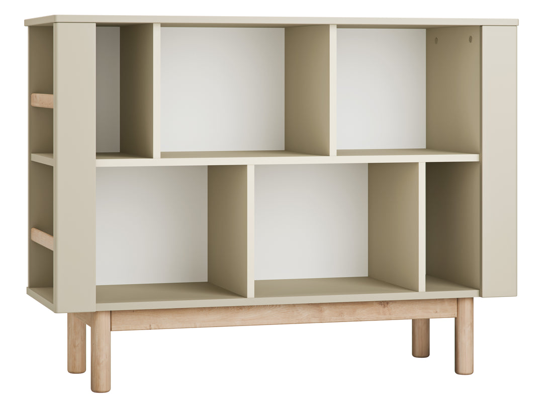 Champagne lage Pinio Miloo boekenkast met asymmetrische schappen en houten poten