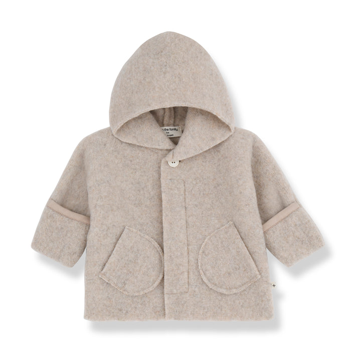 1+ In The Family - Jas Met Kap Jannick Beige