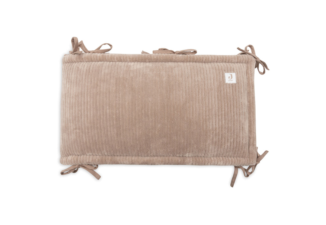 Jollein parkomrander Cloudy Rib Milky Coffee dubbelzijdig met rib en teddy