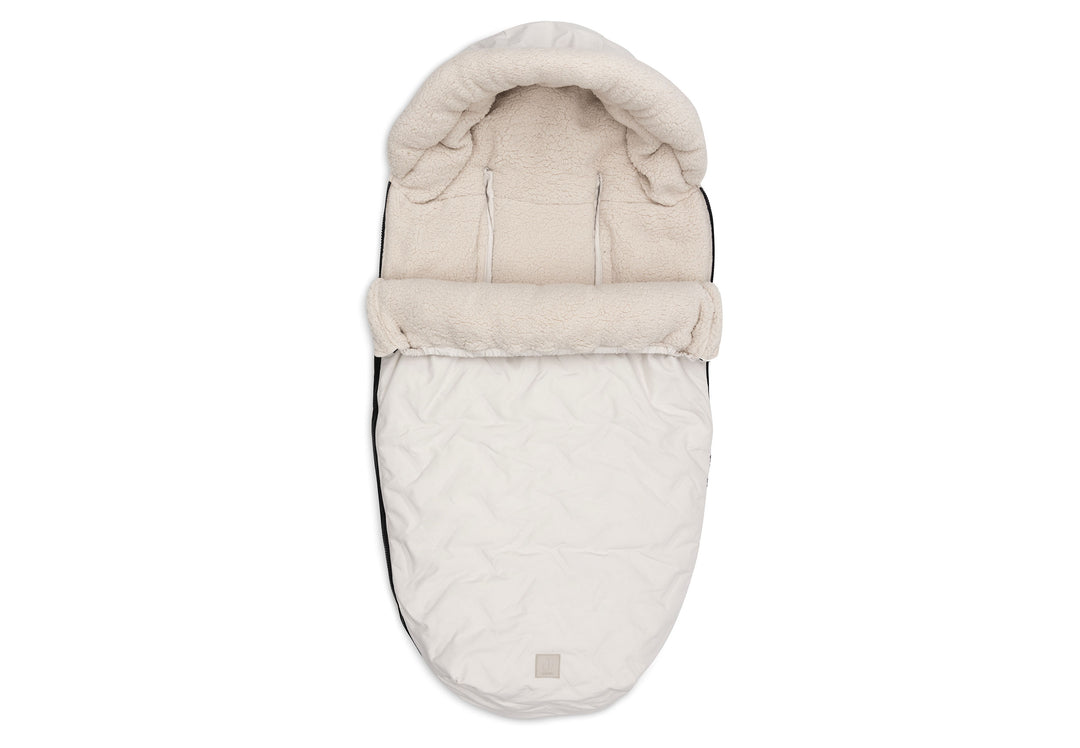 Jollein voetenzak Embossed Sand voor buggy en kinderwagen met teddy fleece binnenkant