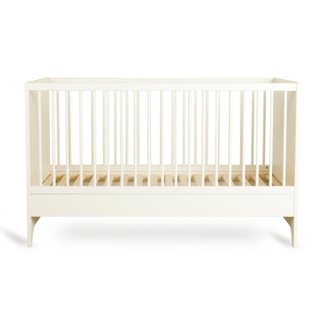 Quax Tsugi meegroeibed 70x140 cm in pastelgele Butter kleur met houten poten