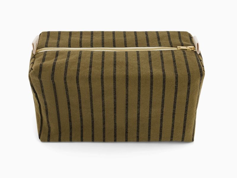 Rose In April Vic toilettas met tennisstrepenprint in kleur Olive