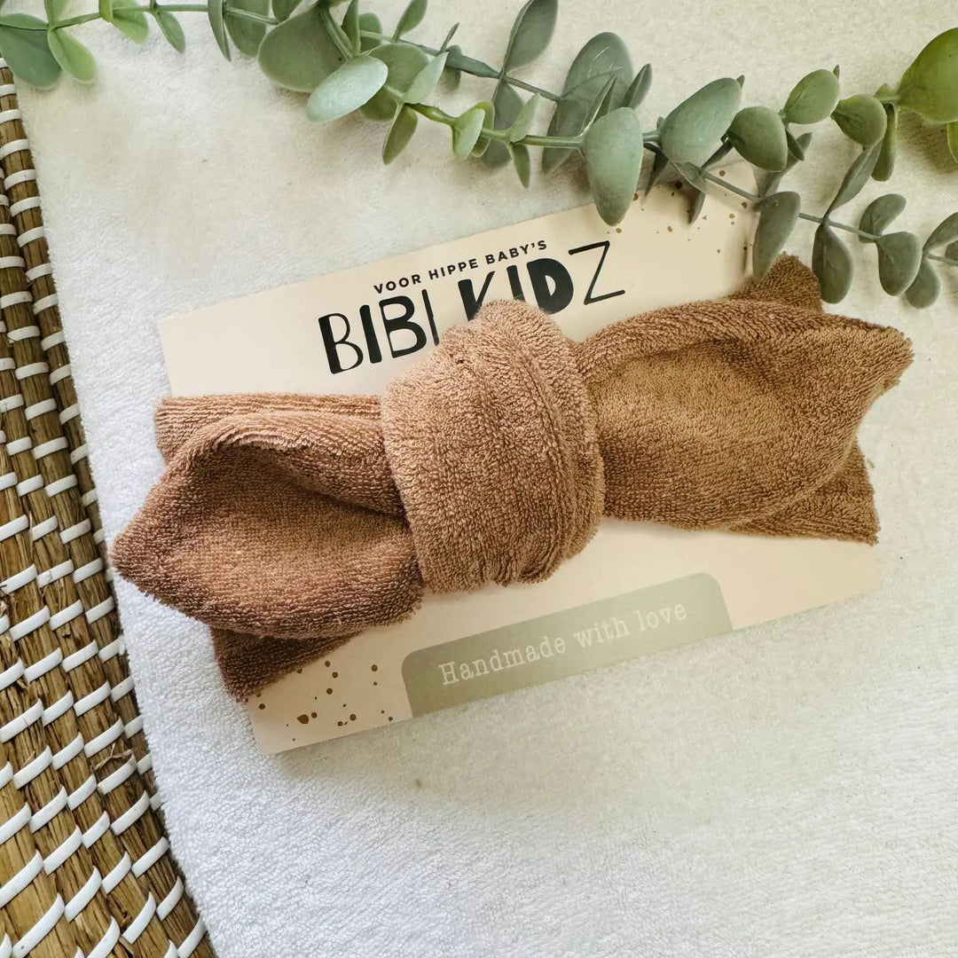 Bibi Kidz badstof haarband camel – verstelbare handgemaakte haarband met knoop