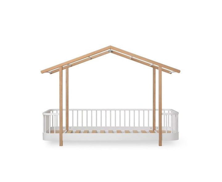 Huisbed in White/Oak van Oliver Furniture met lage instap en houten poten