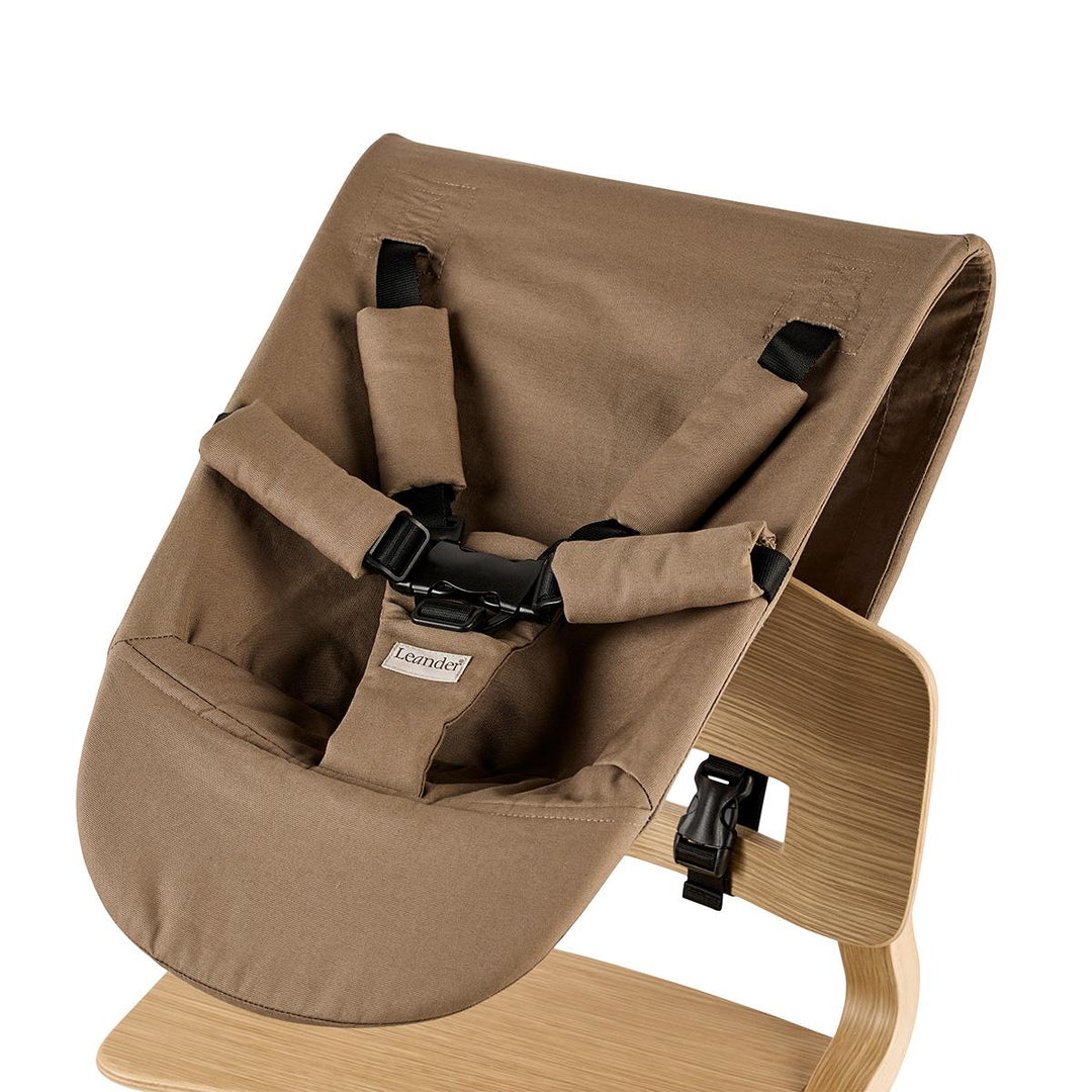 Leander - Newborn Seat Voor Eetstoel | Mocca