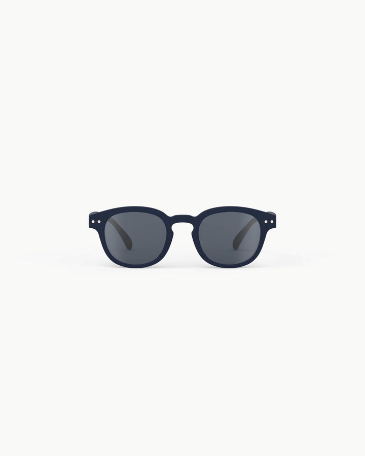 Izipizi Child #C zonnebril Navy Blue met marineblauw montuur en gepolariseerde lenzen