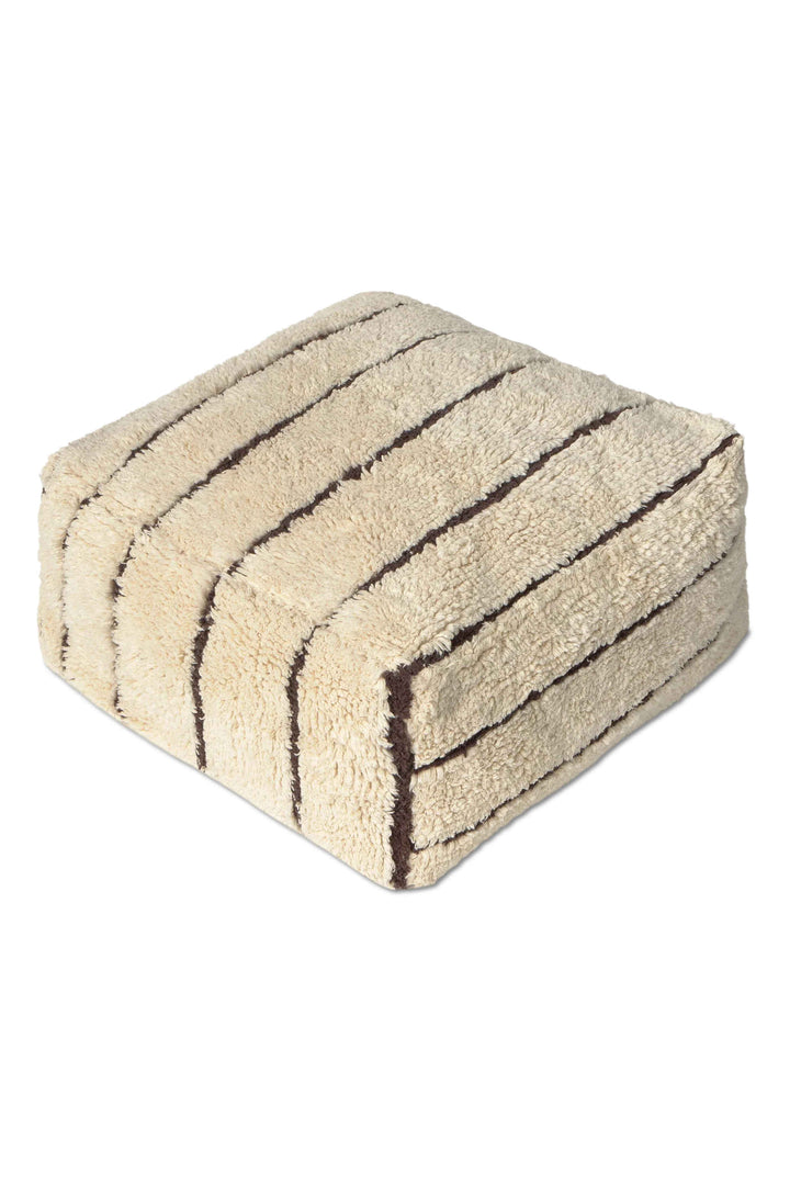 Lorena Canals Lines poef Natural 45x45x22 cm met subtiele strepen in Natural en Coffee Bean.