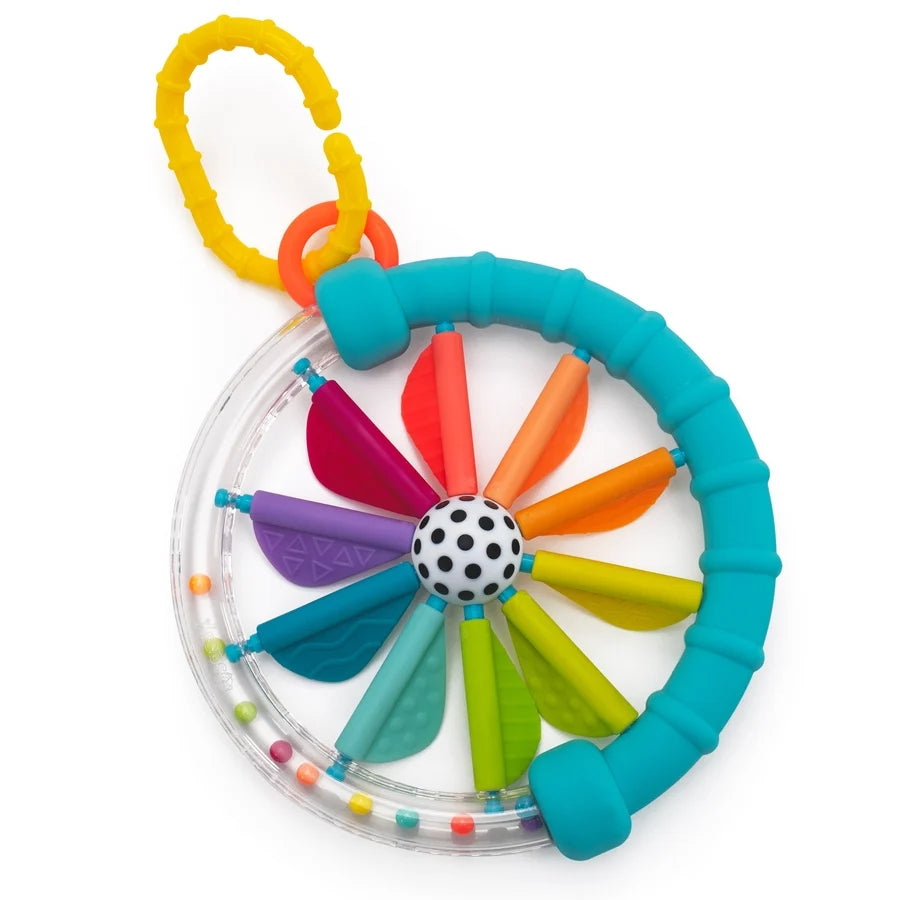 Sassy Cascading Colors ringrammelaar met 10 kleurrijke, draaibare flapjes en bijtvriendelijke rand voor baby's.