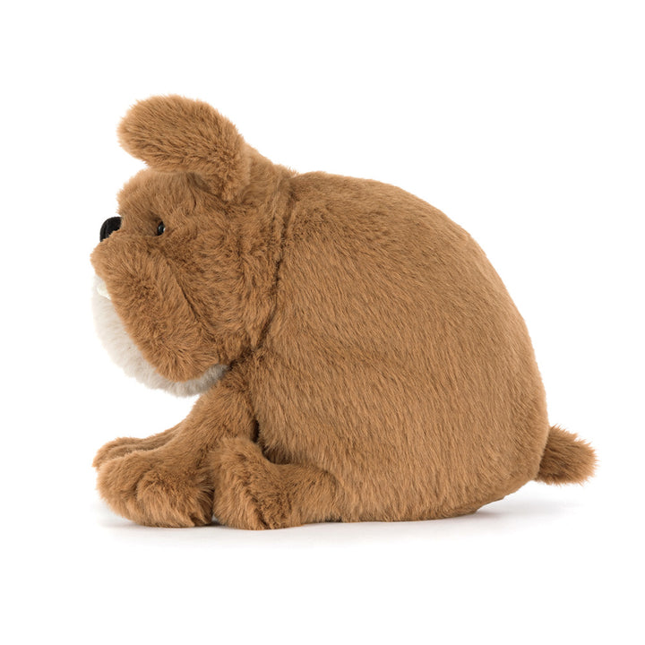 Bruine JellyCat knuffelhond Derreck met frons en havermoutkleurige buik