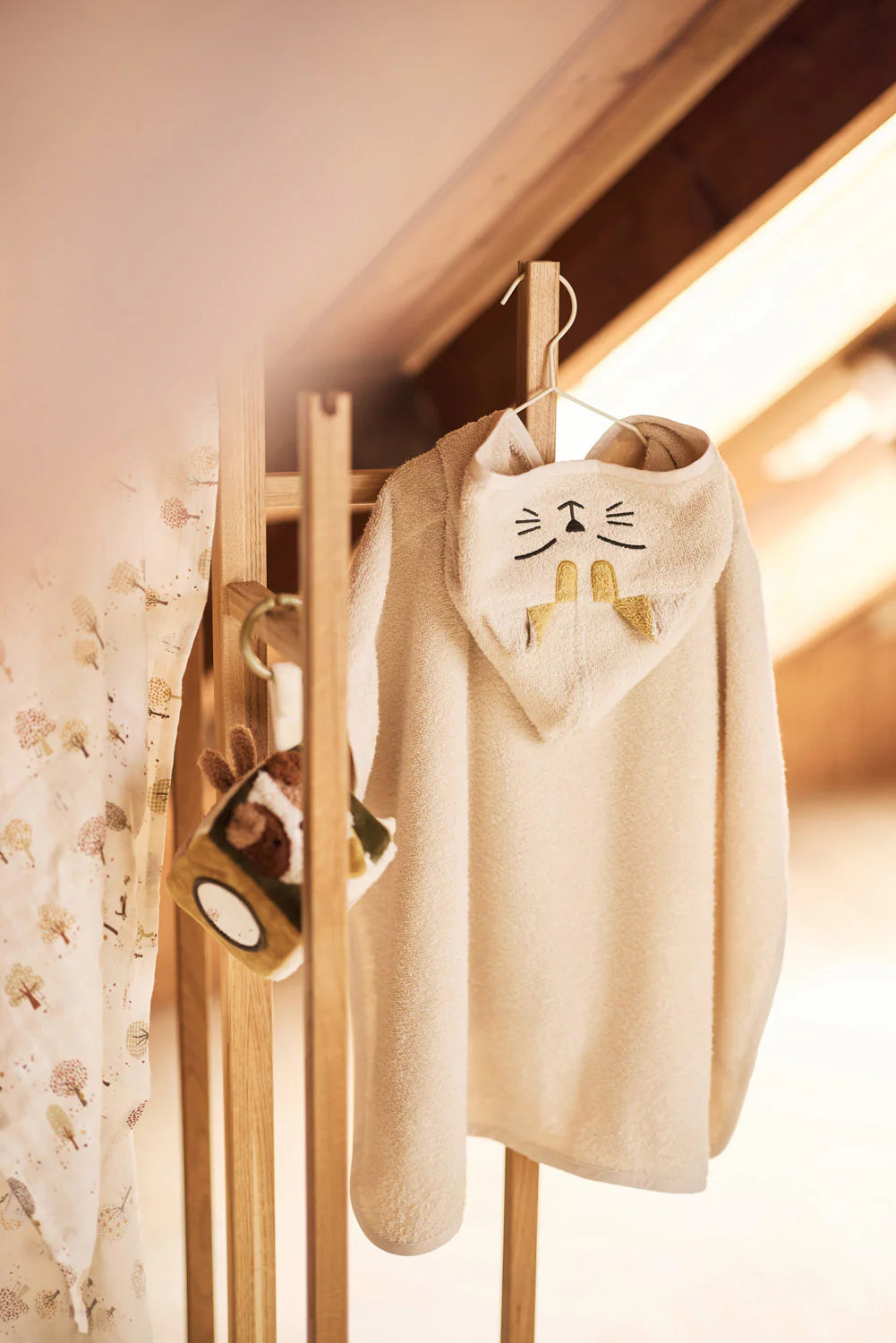 Jollein badponcho Cat Charlie van zachte badstof met oortjes